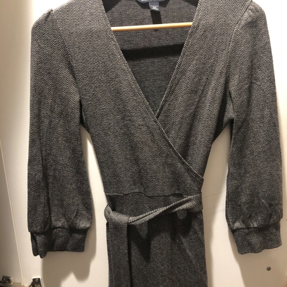 Banana Republic herringbone stretch wrap midi dress - Picture 3 of 5